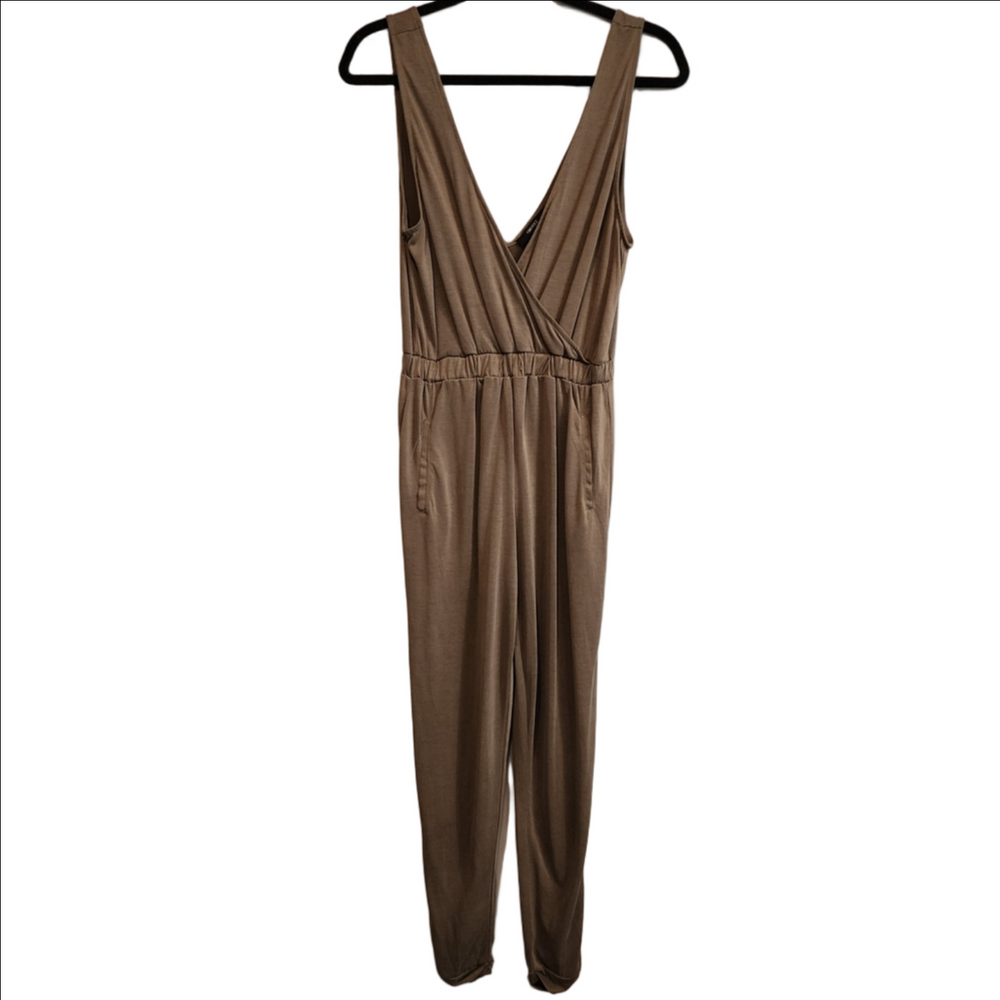 Elegant Sleeveless Jumpsuit Size Small Olive Army Green